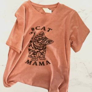 Cat Mom T-Shirt